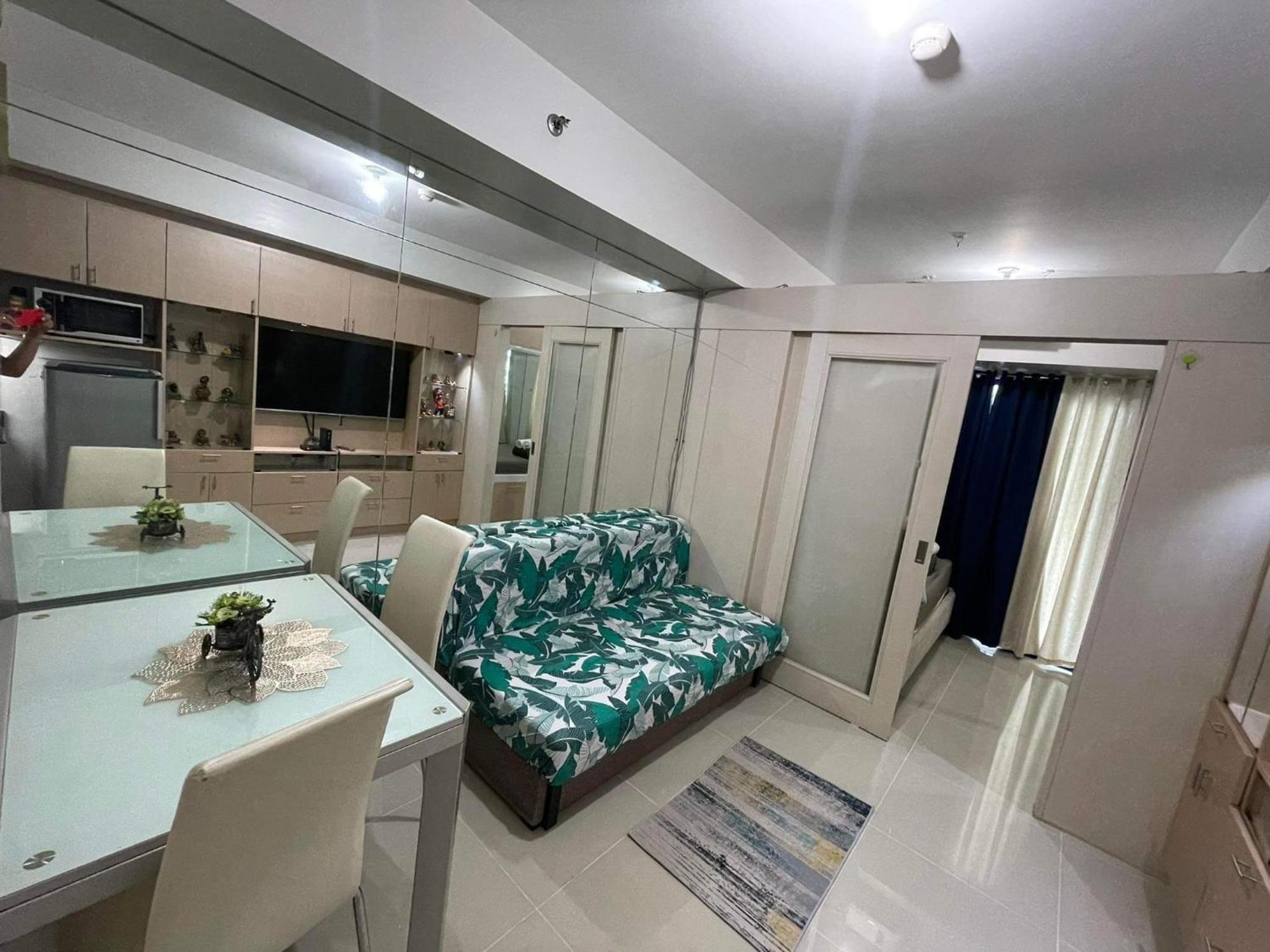 Sea Residences At Jireh Pasay Exterior photo